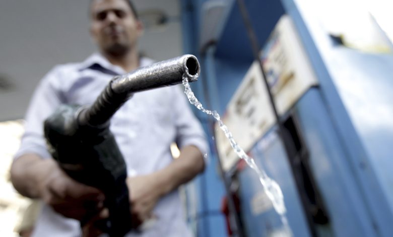 “المالية”:-انخفاض-دعم-المواد-البترولية-مقابل-زيادته-للكهرباء-بالموازنة-الجديدة