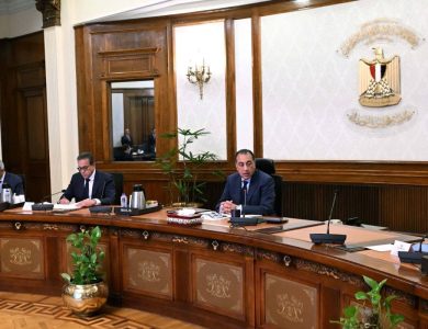 رئيس-الوزراء-يستعرض-جهود-تطوير-منظومة-الإسعاف-المصرية