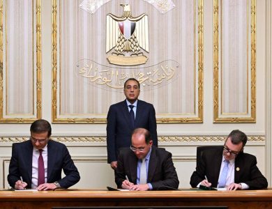 الحكومة:-توقيع-اتفاقيتين-إطاريتين-لإنهاء-تشابكات-مالية-تاريخية-بـ196-مليار-جنيه