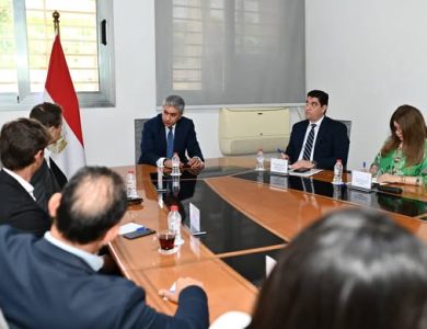 وزير-السياحة-يبحث-مع-“مصر-إيطاليا-العقارية”-التوسع-في-الاستثمار-الفندقي