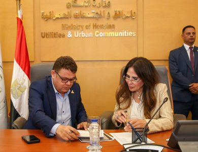 وزيرة-الإسكان-تلتقى-أعضاء-مجلس-الشيوخ-لبحث-مطالب-المواطنين