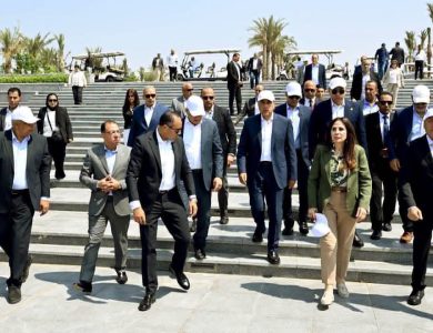 رئيس-الوزراء-يتفقد-معدلات-تنفيذ-مشروع-“حدائق-تلال-الفسطاط”