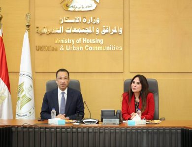 وزيرا-الإسكان-والاتصالات-يتابعان-إطلاق-المرحلة-الأولى-من-منصة-تصدير-العقار-المصرى
